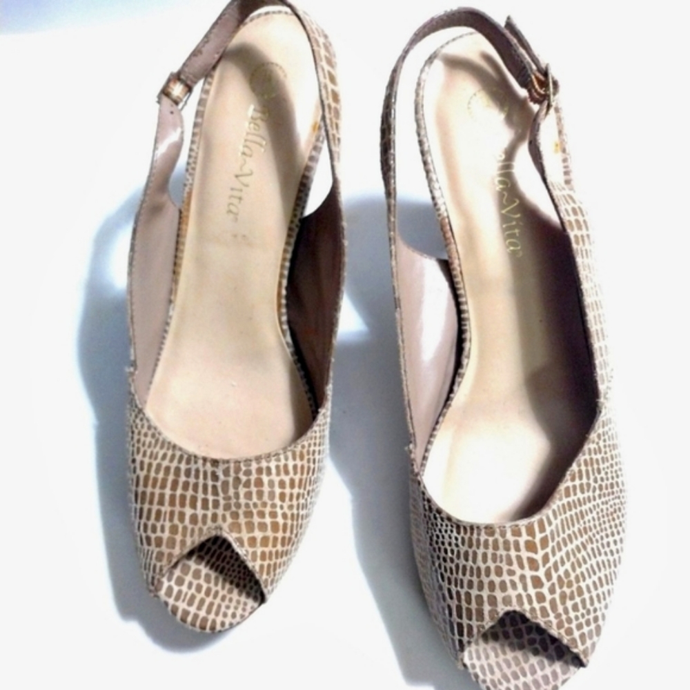 BELLA-VITA  ANIMAL PRINT LEATHER STRAP BACK OPEN TOE SHOE NEW